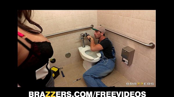 Bathroom Sex Brazzers Big Boob Sex